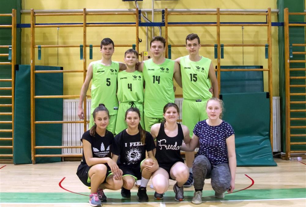 FANTJE PETI, DEKLETA OSMA NA DRŽAVNEM TEKMOVANJU V KOŠARKI 3×3