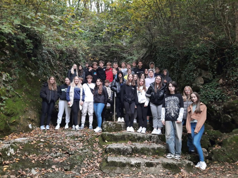KULTURNI DAN: ZAČETKI SLOVENSKE KNJIŽEVNOSTI NA DOLENJSKEM IN KRKA